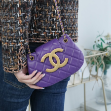 최고퀄 팬더샵 샤넬 24C 시즌 빅 로고 스몰 메신저 백 메탈 퍼플